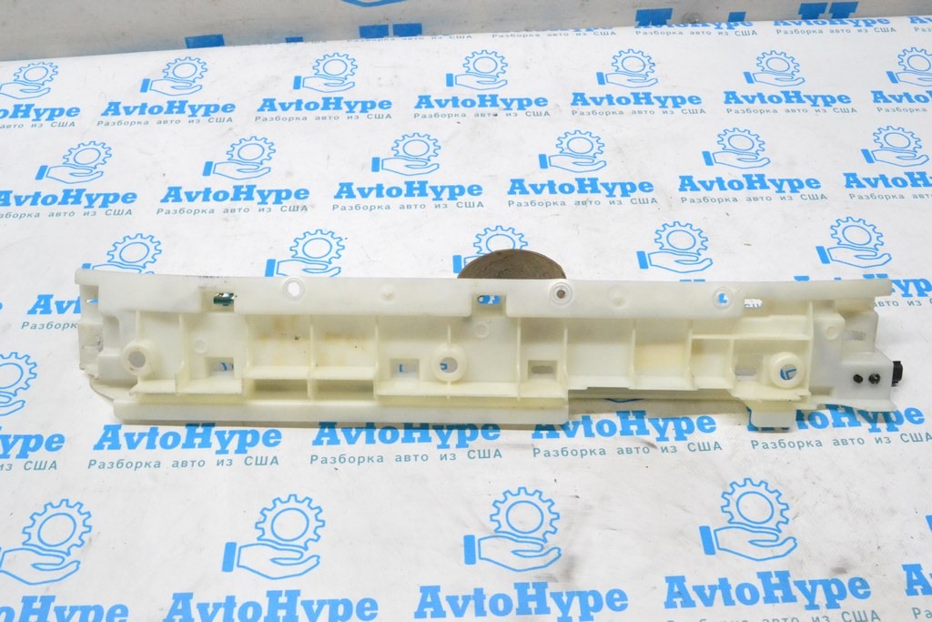 Кронштейн порога левый передний Land Rover Range Rover L405 13-17 cpla 107b01 af