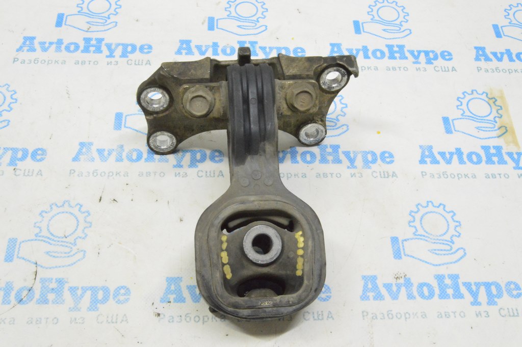 Кронштейн правой нижней подушки двигателя Honda CRV 07-11 2.4