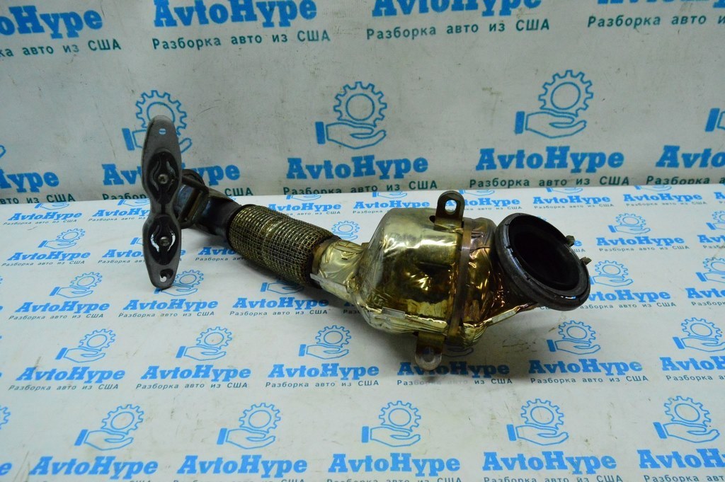 Кронштейн приемной трубы Ford Escape MK4 20- 1.5