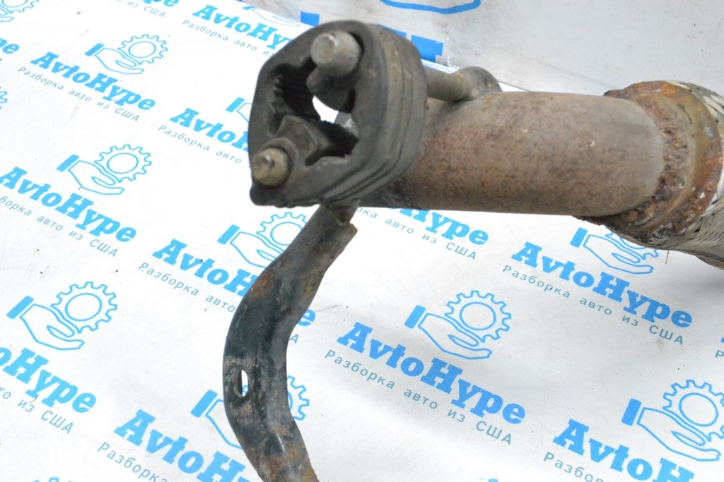 Кронштейн приемной трубы Ford Mustang mk6 18-23 2.3T