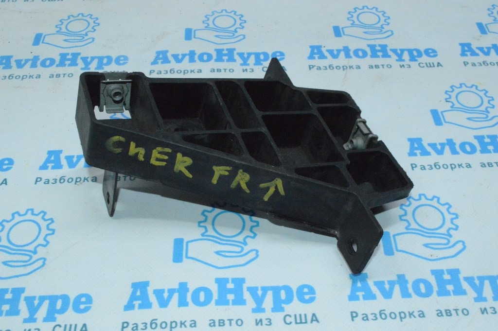 Кронштейн радиатора верх прав Jeep Cherokee KL 14-18 2.4 3.2