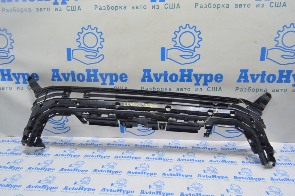 Кронштейн решітки радіатора grill Toyota LC300 21- (01) тріщини, реаліз Вадим