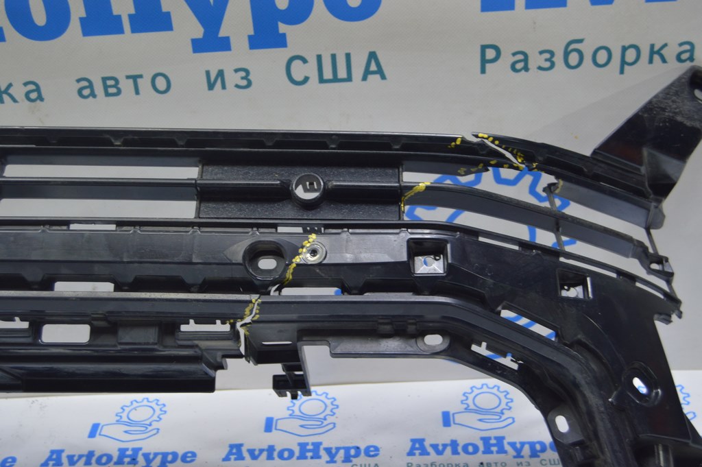 Кронштейн решітки радіатора grill Toyota LC300 21- (01) тріщини, реаліз Вадим — фото 2
