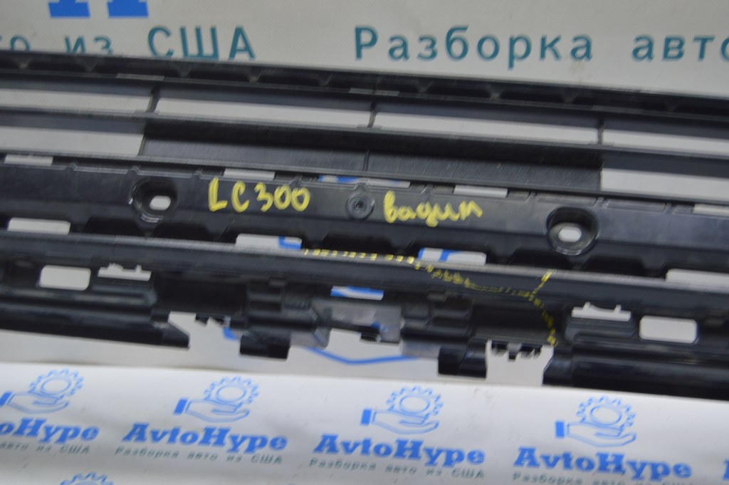 Кронштейн решітки радіатора grill Toyota LC300 21- (01) тріщини, реаліз Вадим — фото 3