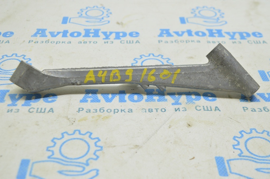 Кронштейн впускного коллектора Audi A4 B9 17-