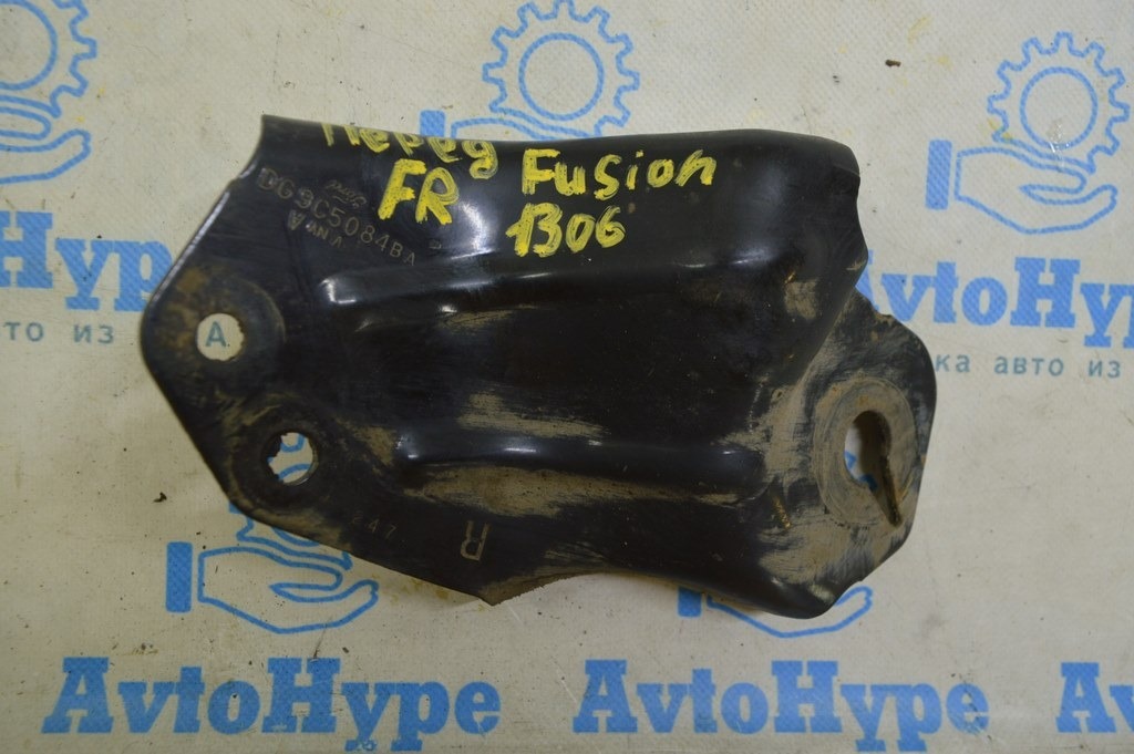 Кронштейн заднего подрамника правый Ford Fusion mk5 13-