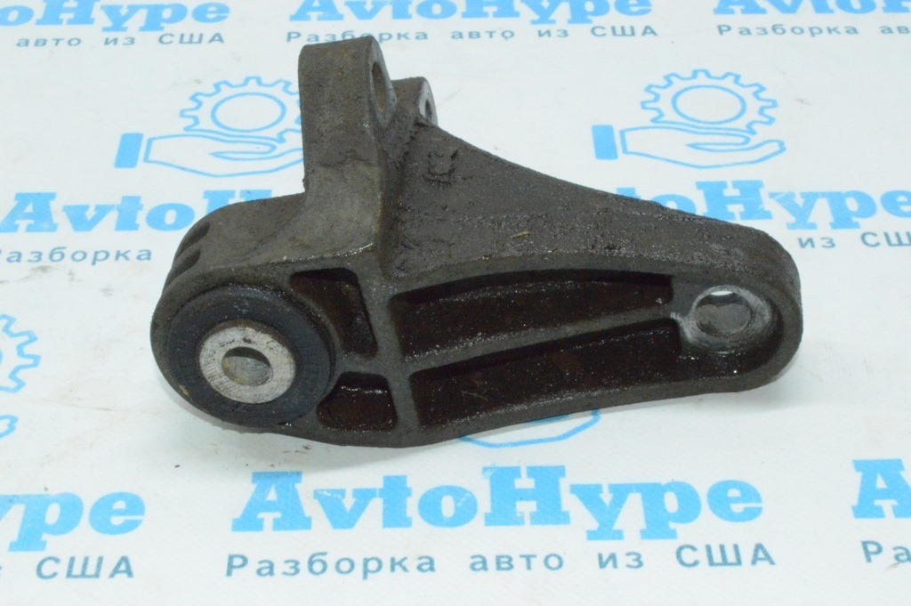 Кронштейн задней подушки двигателя Ford Focus mk3 11-18 2.0 АКПП — фото 2