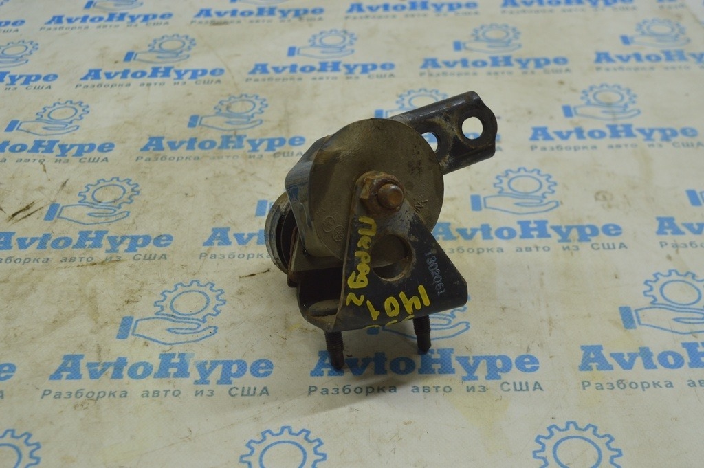 Кронштейн задней подушки двигателя Lexus RX350 10-15 (01)