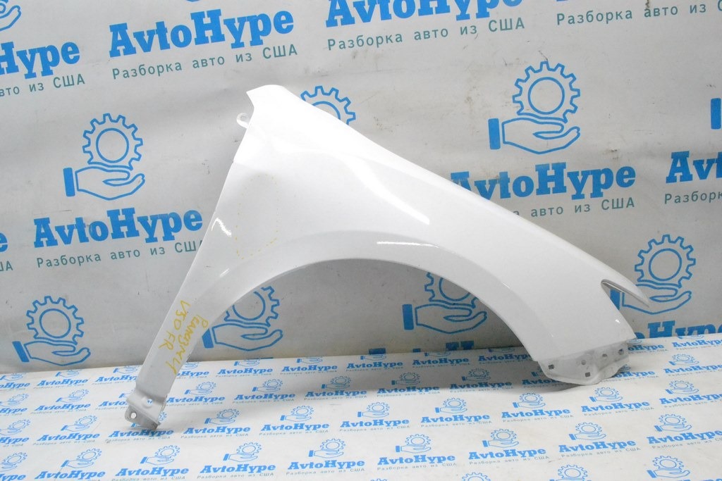 Крило переднє праве Toyota Camry v50 14-17 Європа рестайлінг Ліквід 4 невеликий дефект