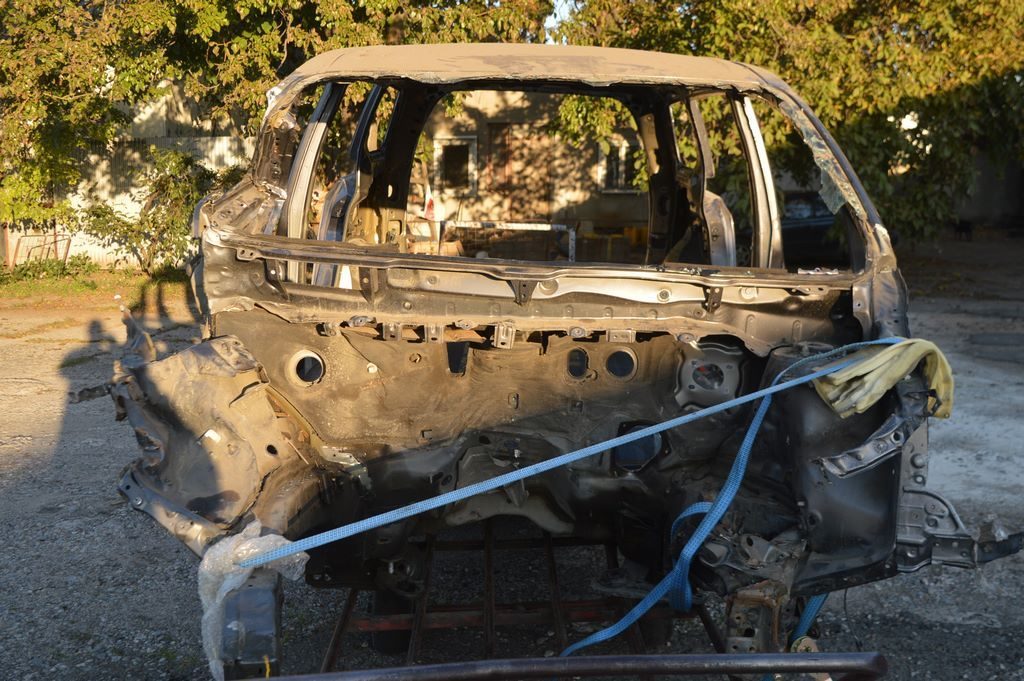 Крыша (металл)  без люка Toyota Sienna 11-17 (01) Реал М.
