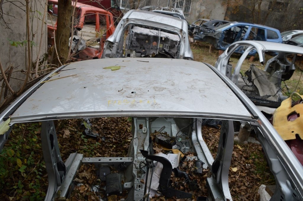 Крыша (металл) Ford Fiesta 11-19 без люка серебро цвет ux (01) — фото 2