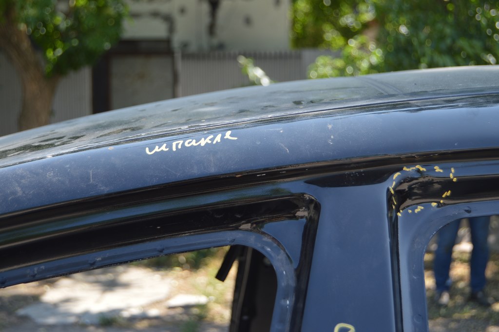 Крыша металл Hyundai Sonata 11-15 под панораму, на кузове (02) шпакля, крашены бананы — фото 3