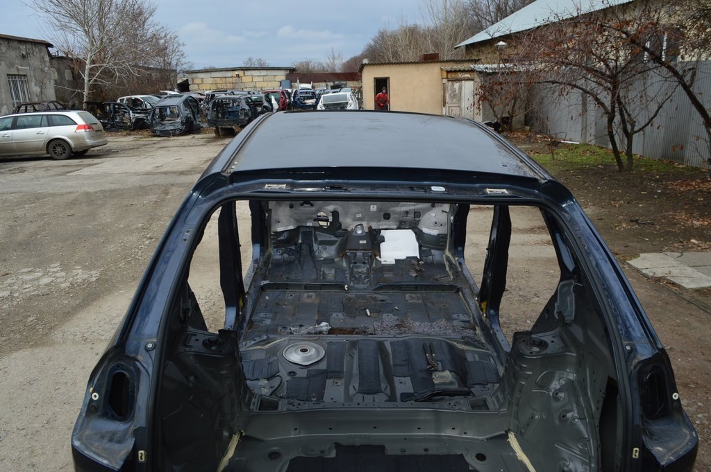 Крыша металл Lexus RX300 RX330 RX350 RX400h 04-09 под люк (01) синяя на кузове