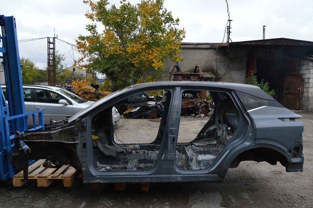 Крыша (металл) под панораму Nissan Qashqai 21- (01)