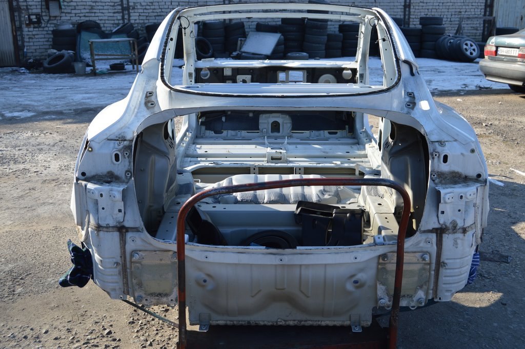 Крыша металл Tesla Model 3 18- под панораму, на кузове (03) — фото 3