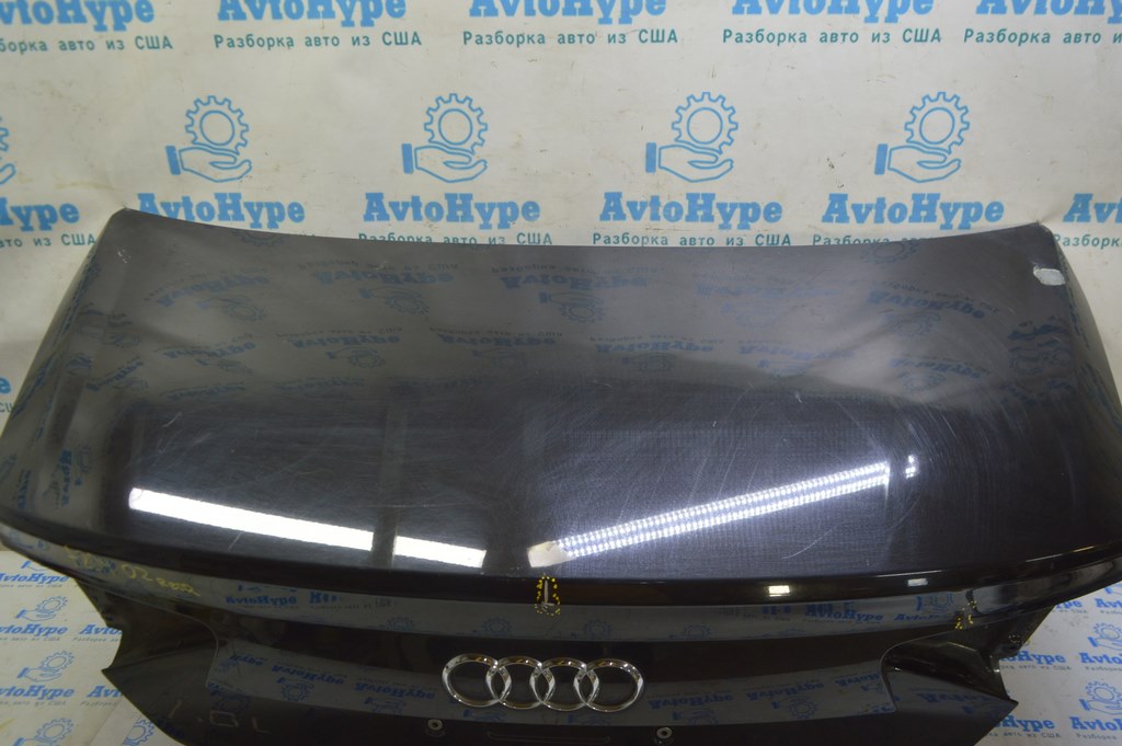 Крышка багажника Audi A8 D4 10-17 (02) черная от М. деф.