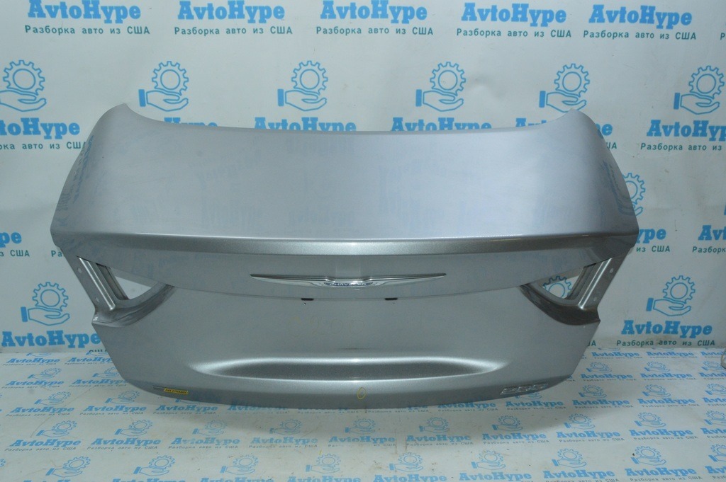 Крышка багажника Chrysler 200 15-17 серебро, дефект краски — фото 3