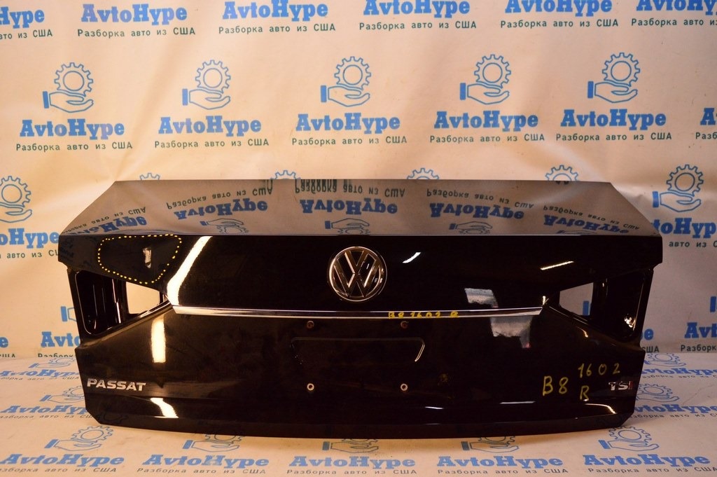 Крышка багажника VW Passat b8 USA черная (02) вмятина слева