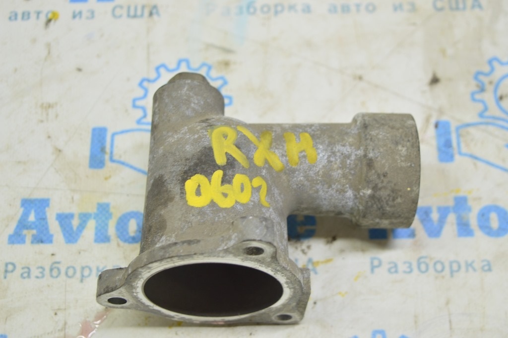 Крышка термостата Lexus RX300 RX330 RX350 RX400h 04-09