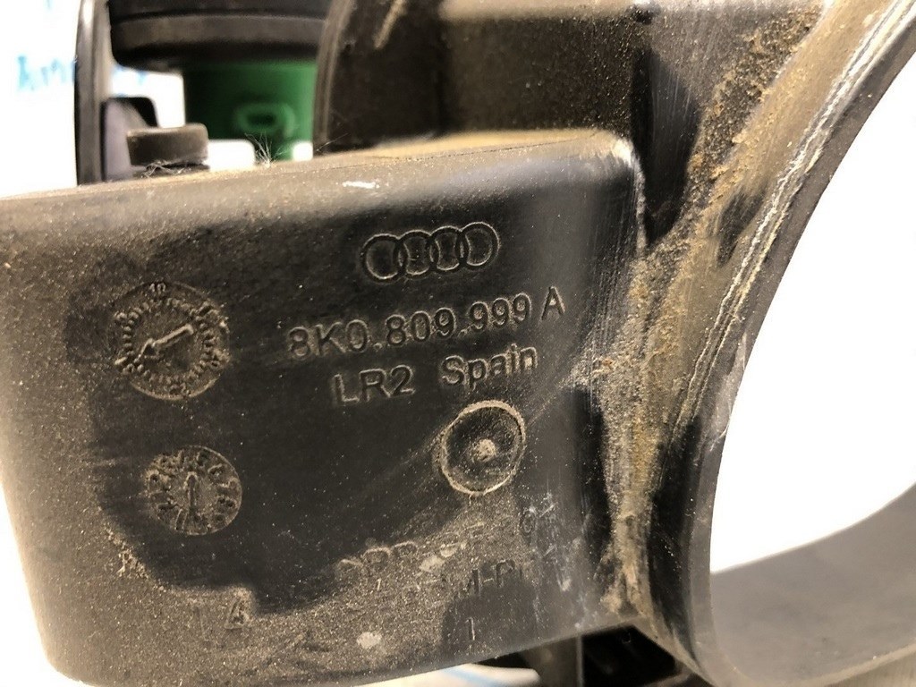 Крышка заливной горловины бензобака Audi A4 B8 08-16 — фото 3