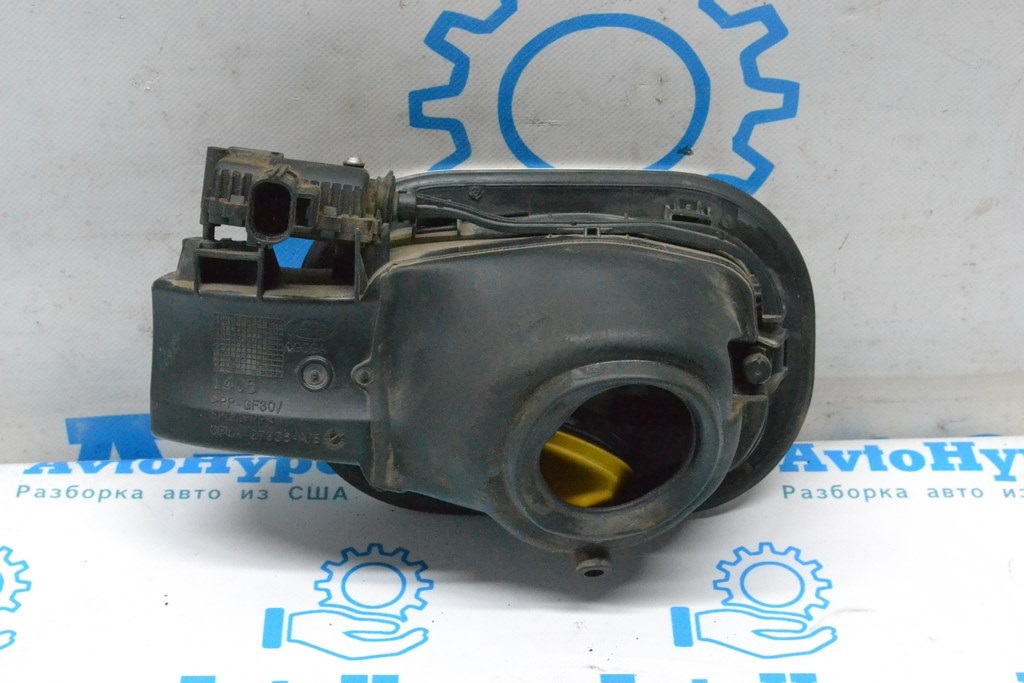 Крышка заливной горловины бензобака Land Rover Range Rover L405 13-17 4.4d