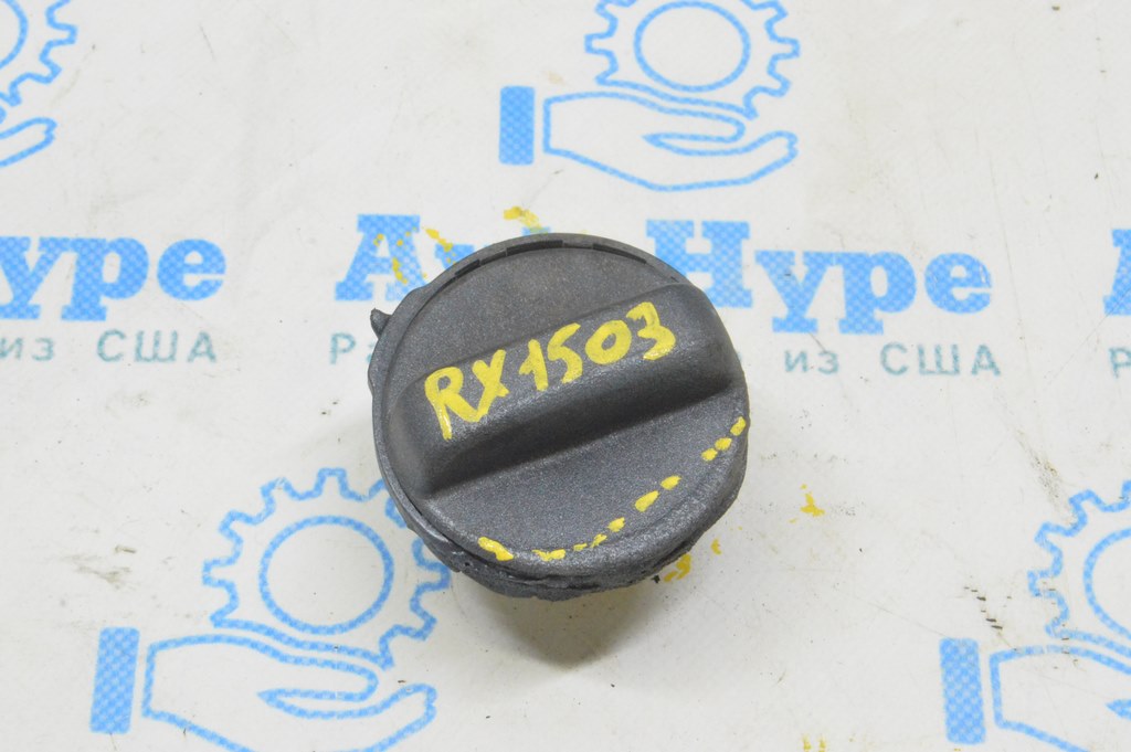 Крышка заливной горловины бензобака Lexus RX350 RX450h 10-15 (03) оплавлена
