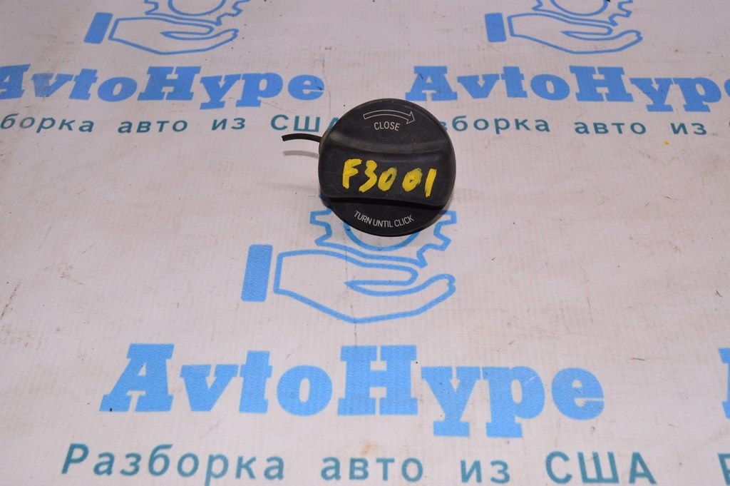 Крышка заливной горловины BMW 328i F30 12-19 (01) оторвано крепление