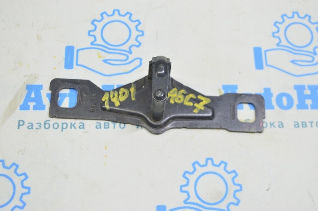 Крючок замка багажника Audi A6 C7 12-18