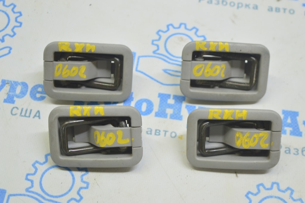 Крюк крепления груза Lexus RX300 RX330 RX350 RX400h 04-09