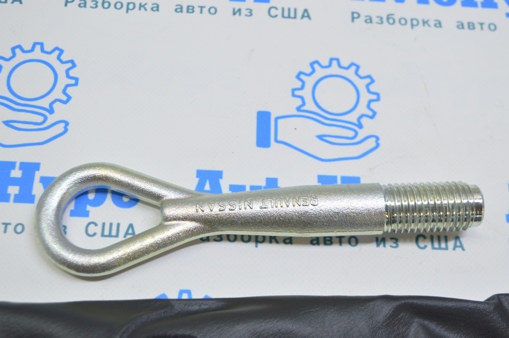 Крюк с кожухом Nissan Leaf 18-19