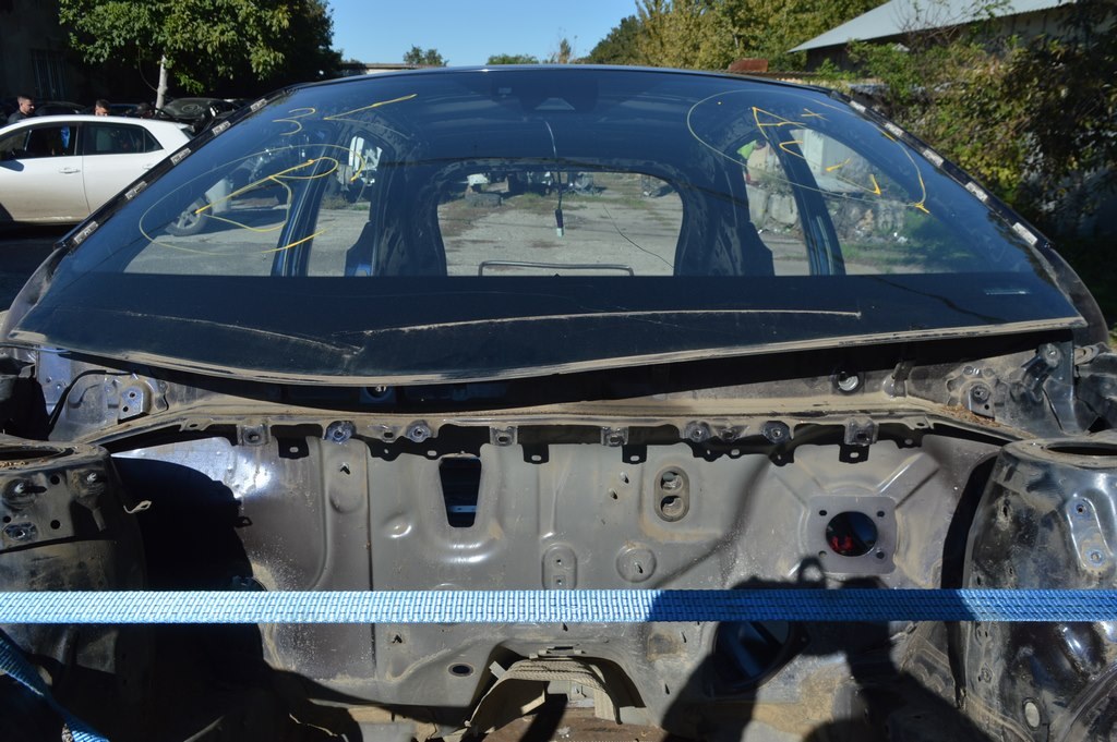Лобовое стекло Lexus RX350 RX450h 16-17 под датчик дождя, под камеру слежения за полосой (02)