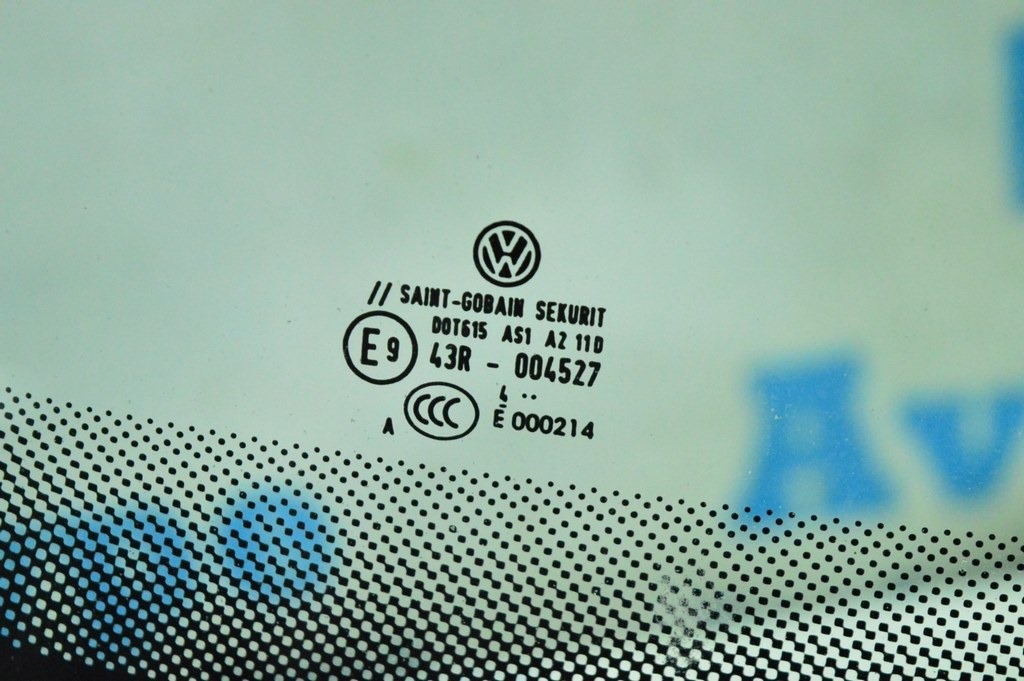 Лобовое стекло VW Jetta 11-18 USA — фото 2