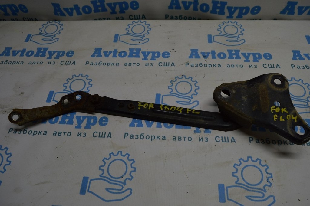 Лопух переднего подрамника перед лев Subaru Forester 14-18 SJ