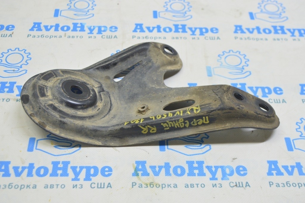 Лопух переднего подрамника задний правый Lexus RX350 RX450h 16-22