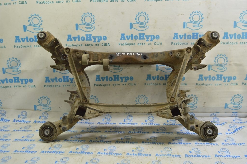 Лопух заднего подрамника левый Lexus GS350 GS430 GS450h 06-11 (01) ржавый
