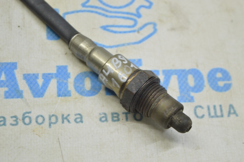Лямбда-зонд второй Audi A4 B9 17- 2.0T (01) примята — фото 2