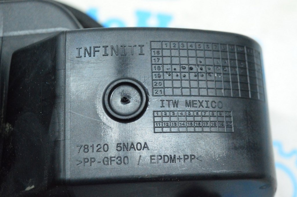 Лючок бензобака без замка Infiniti QX50 19-в сборе (01) черн цвет — фото 3