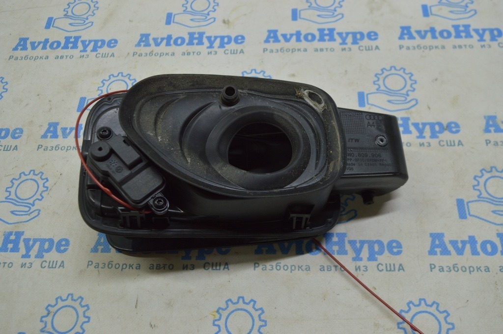 Лючок бензобака с корпусом Audi A4 B9 17-19 8W0809907 GRU — фото 3