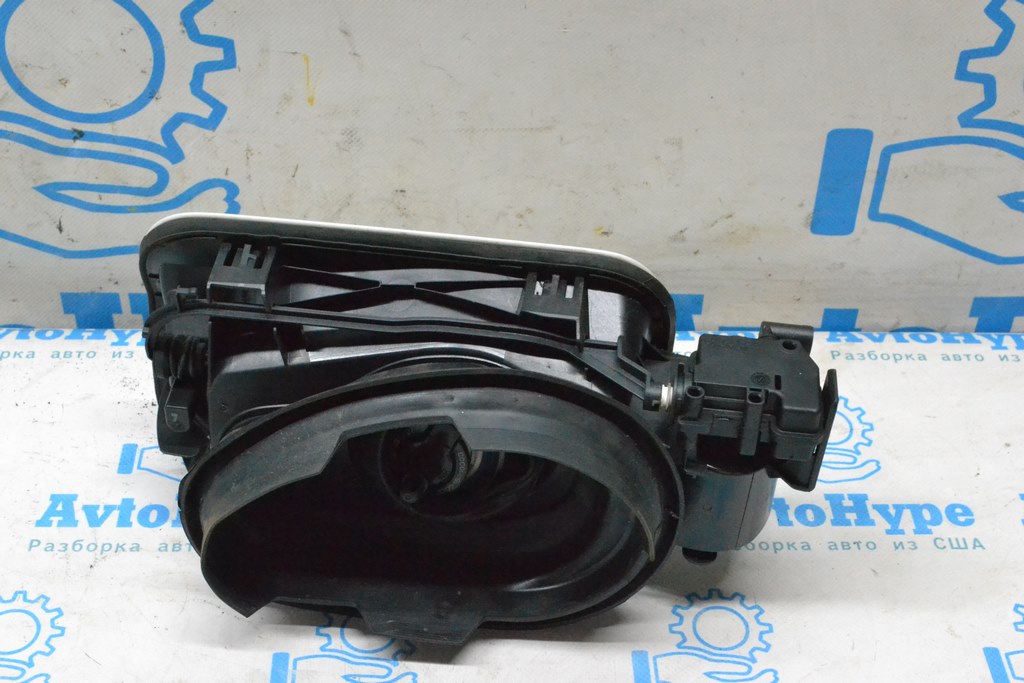 Лючок бензобака с корпусом BMW 3 F30 4d 12-19 (03) белый — фото 2