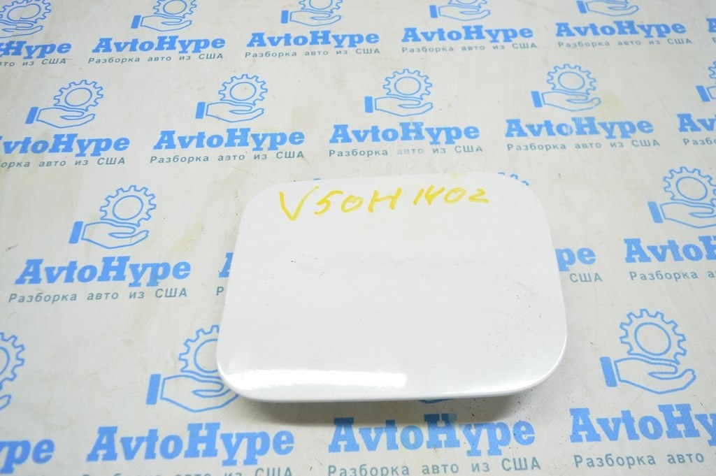 Лючок бензобака Toyota Camry v50 12-14 usa\euro