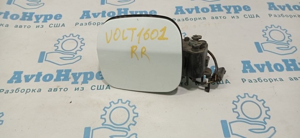 Лючок бензобака в сборе с корпусом Chevrolet Volt 16- белый (01)