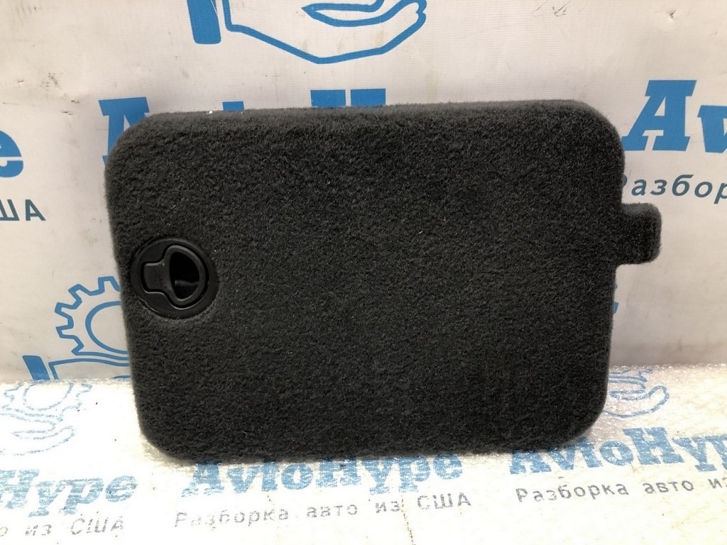 Лючок пола черн Ford C-max MK2 13- первый dm51r13w052ac35b8