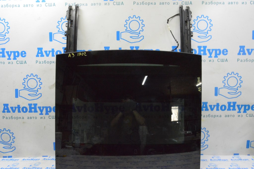 Люк в сборе Audi A3 8V 15-20 4d, 5d, черная шторка (02)