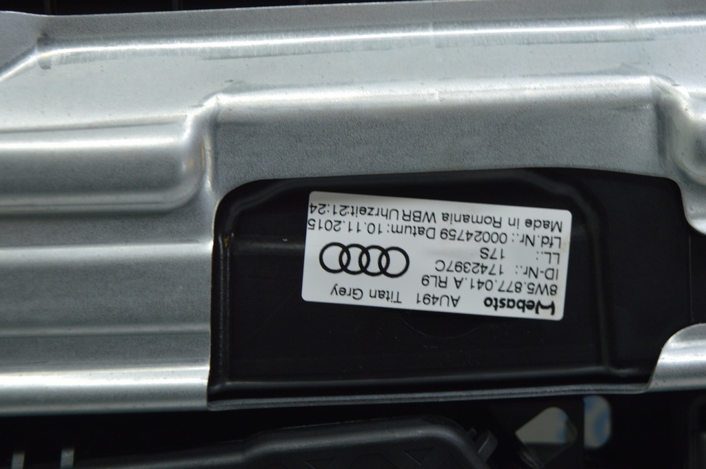 Люк в сборе Audi A4 B9 17- серая шторка 8W5877071 — фото 4