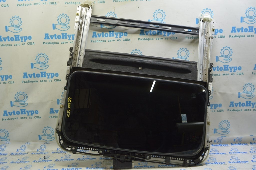 Люк в сборе Lexus GS300 GS350 GS430 GS450h 06-11 беж шторка