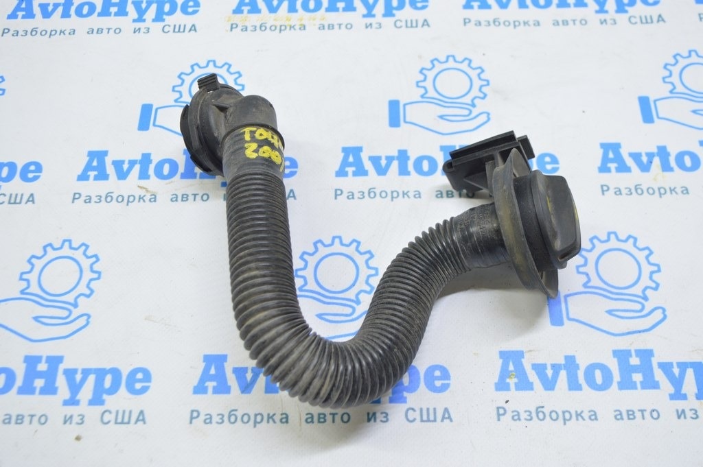 Маслозаливной патрубок VW Touareg 18- 3.0d