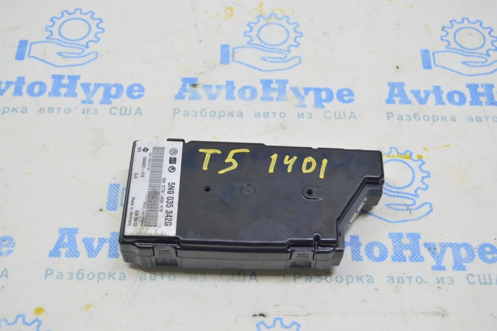 MDI Media Device Interface VW Multivan T5 09-15 (01)