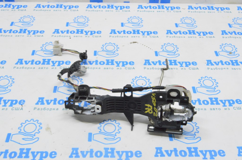 Механизм ручки двери передней прав Toyota Camry v50 12-14 usa\euro keyless
