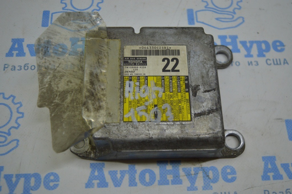 Модуль srs airbag компьютер подушек безопасности Toyota Highlander 14- (03)