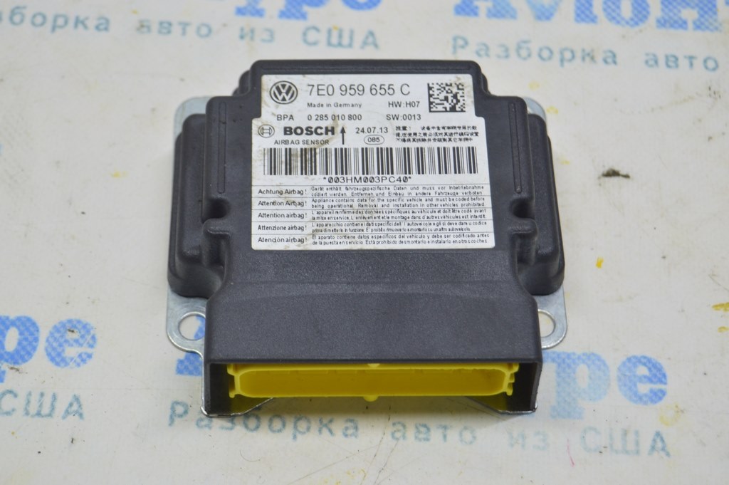 Модуль srs airbag компьютер подушек безопасности VW Multivan T5 09-15 (01)